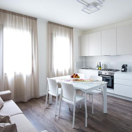 Borgo Verticale Luxury Apartments Фелтре Екстериор снимка